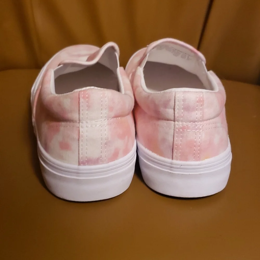 New pink tie dye slip on shoes - Picture 3 of 4